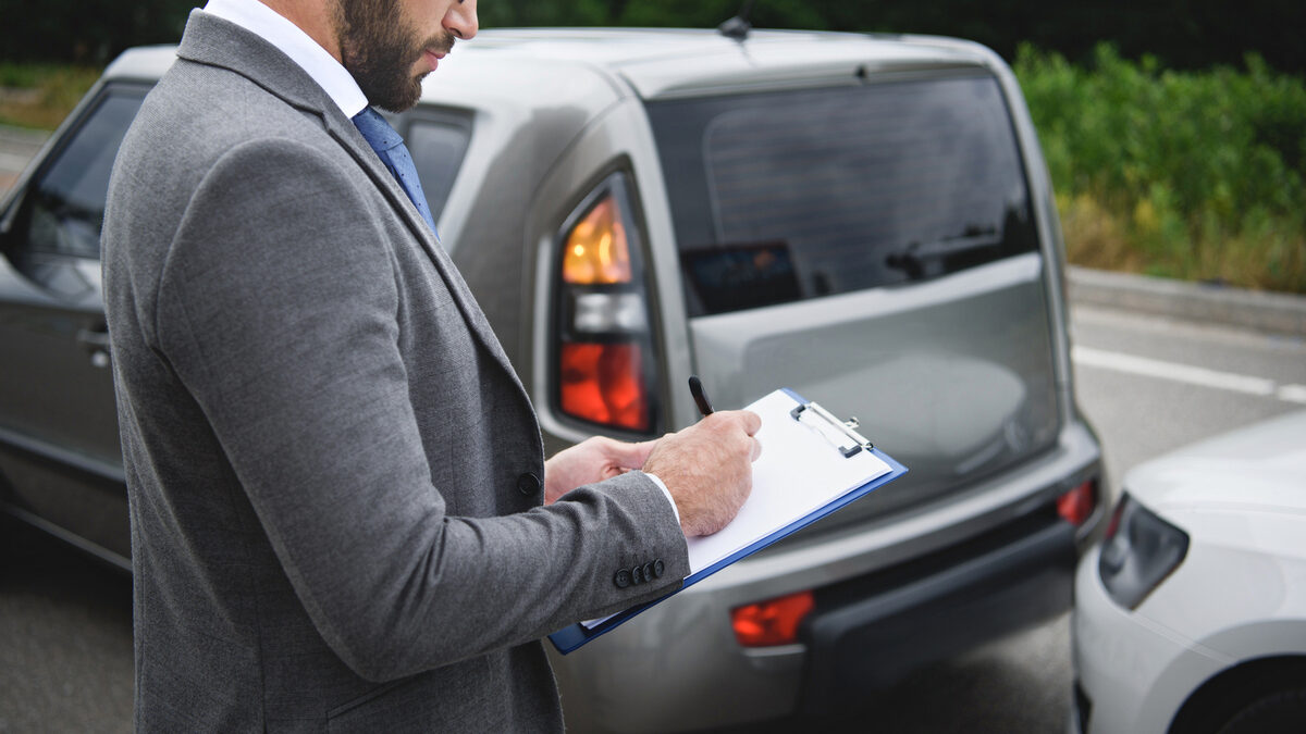 Le azioni da evitare assolutamente a seguito di un incidente stradale